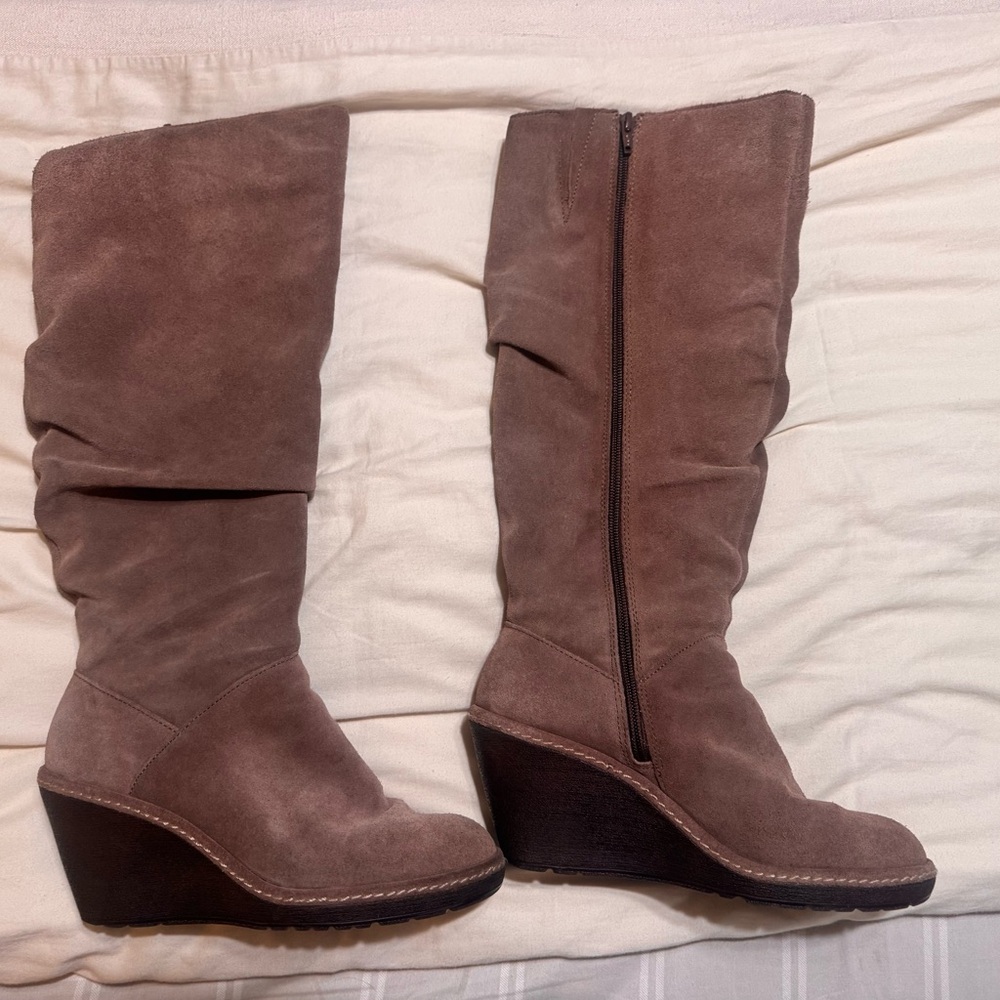Women's Sofft Wedge Boots